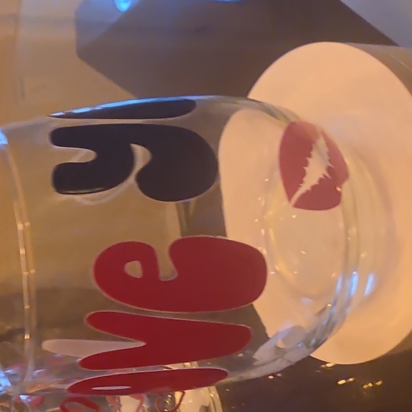 Heart Patterned Glass - Picture 4 of 5